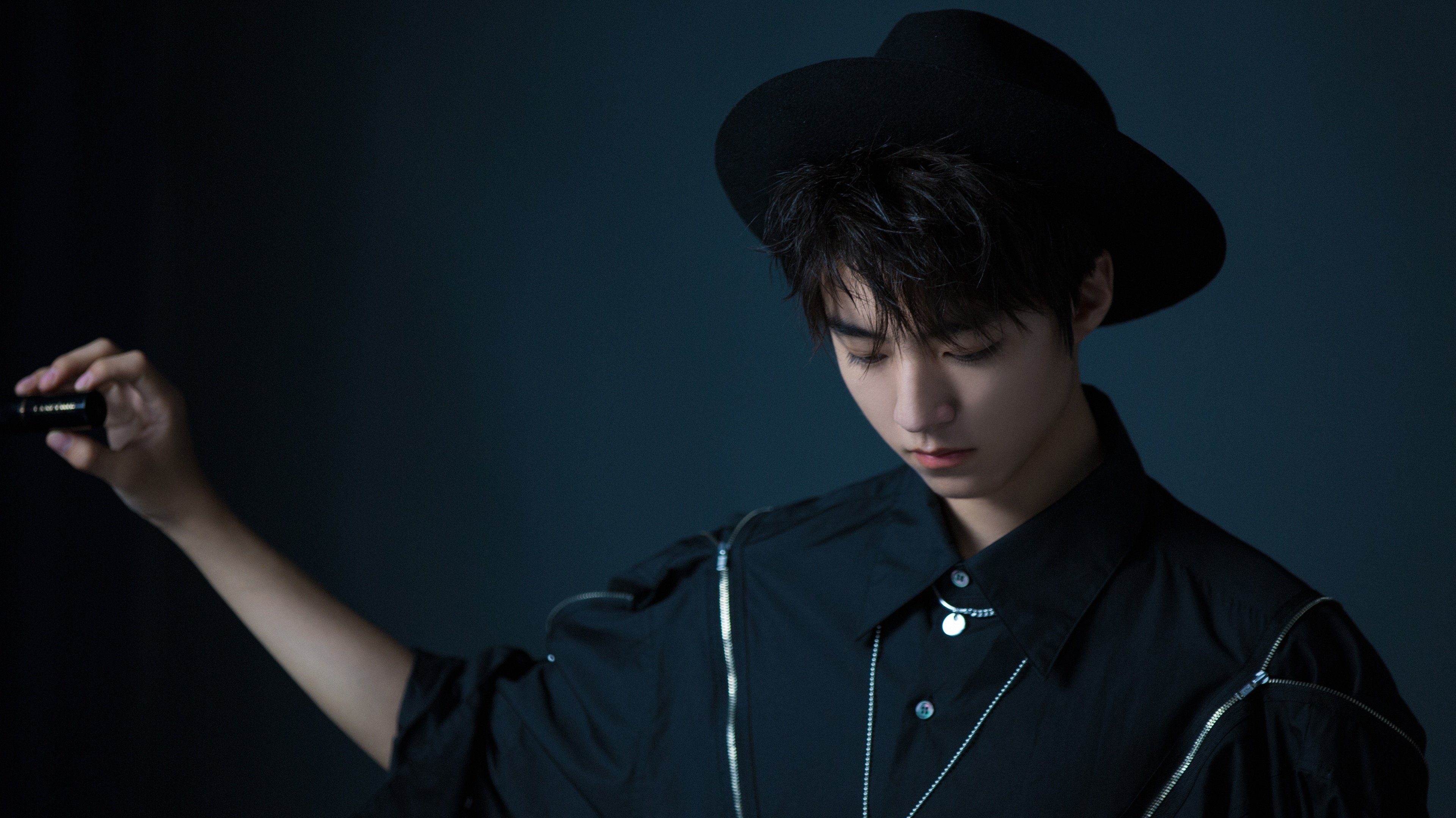 《电竞战队管理揭秘：如何打造一支冠军团队》，电竞战队在哪里训练