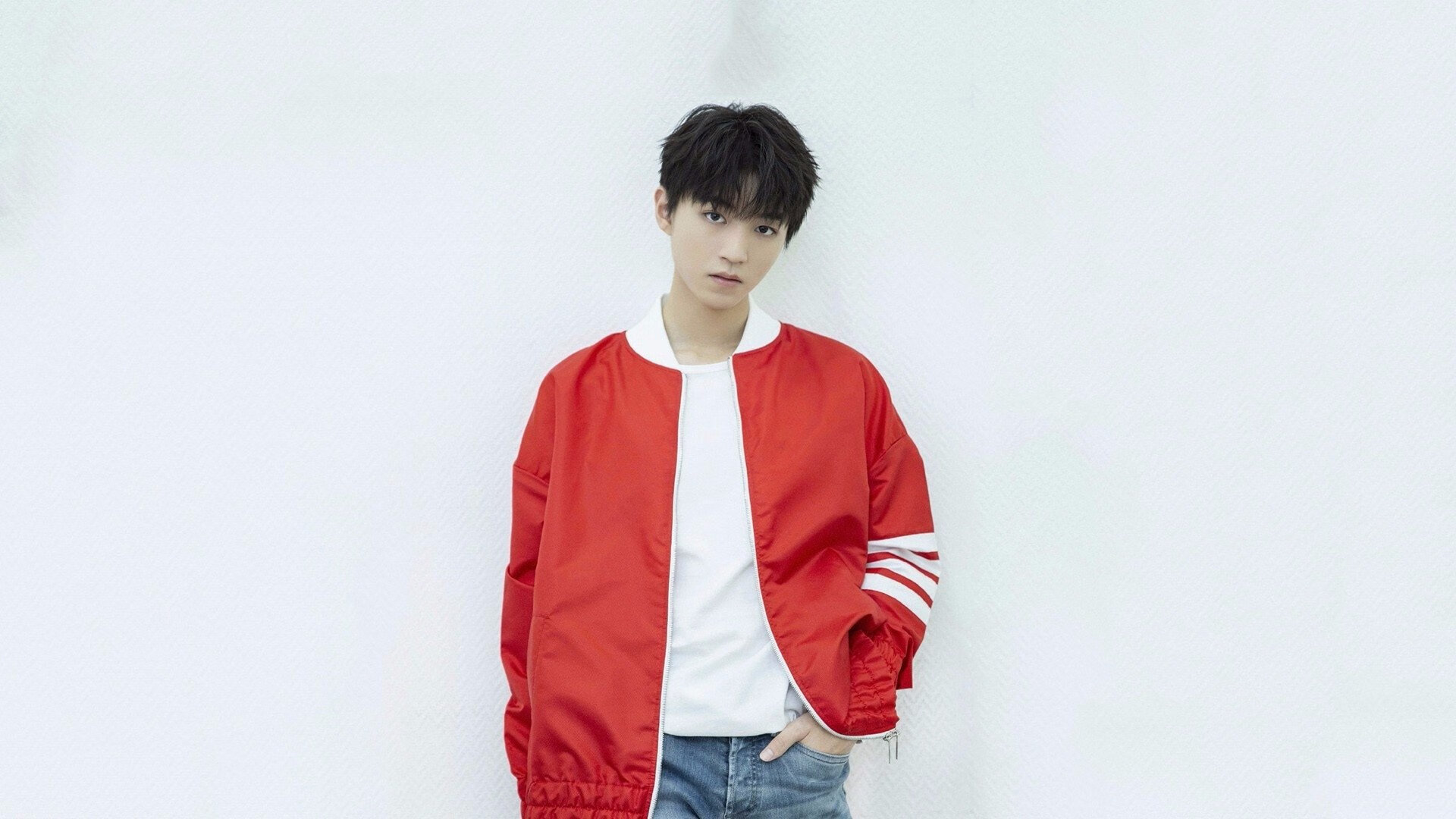 传统划龙舟比赛,激扬水上激情,划龙舟视频2020龙舟决赛