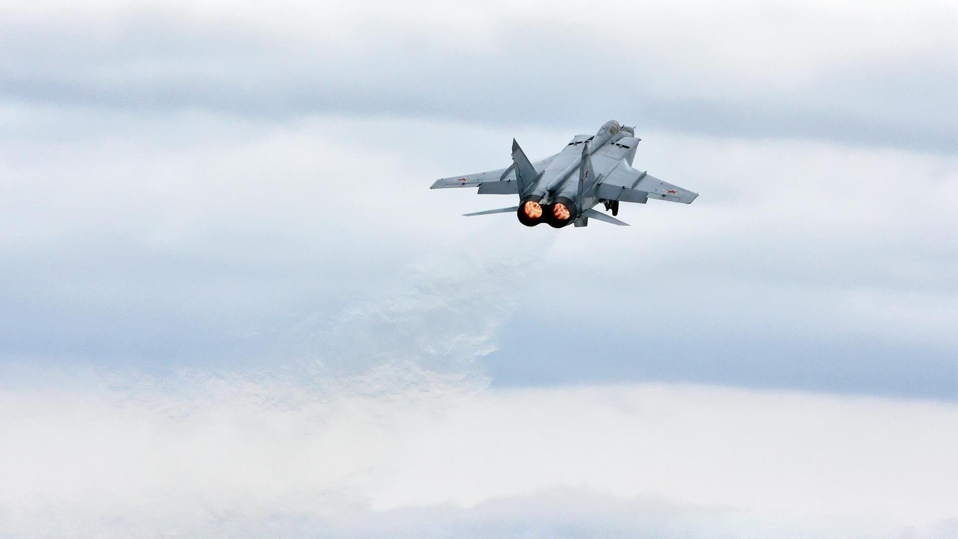 布莱顿进攻端火力凶猛,海鸥军团争夺欧战,布莱顿为什么叫海鸥