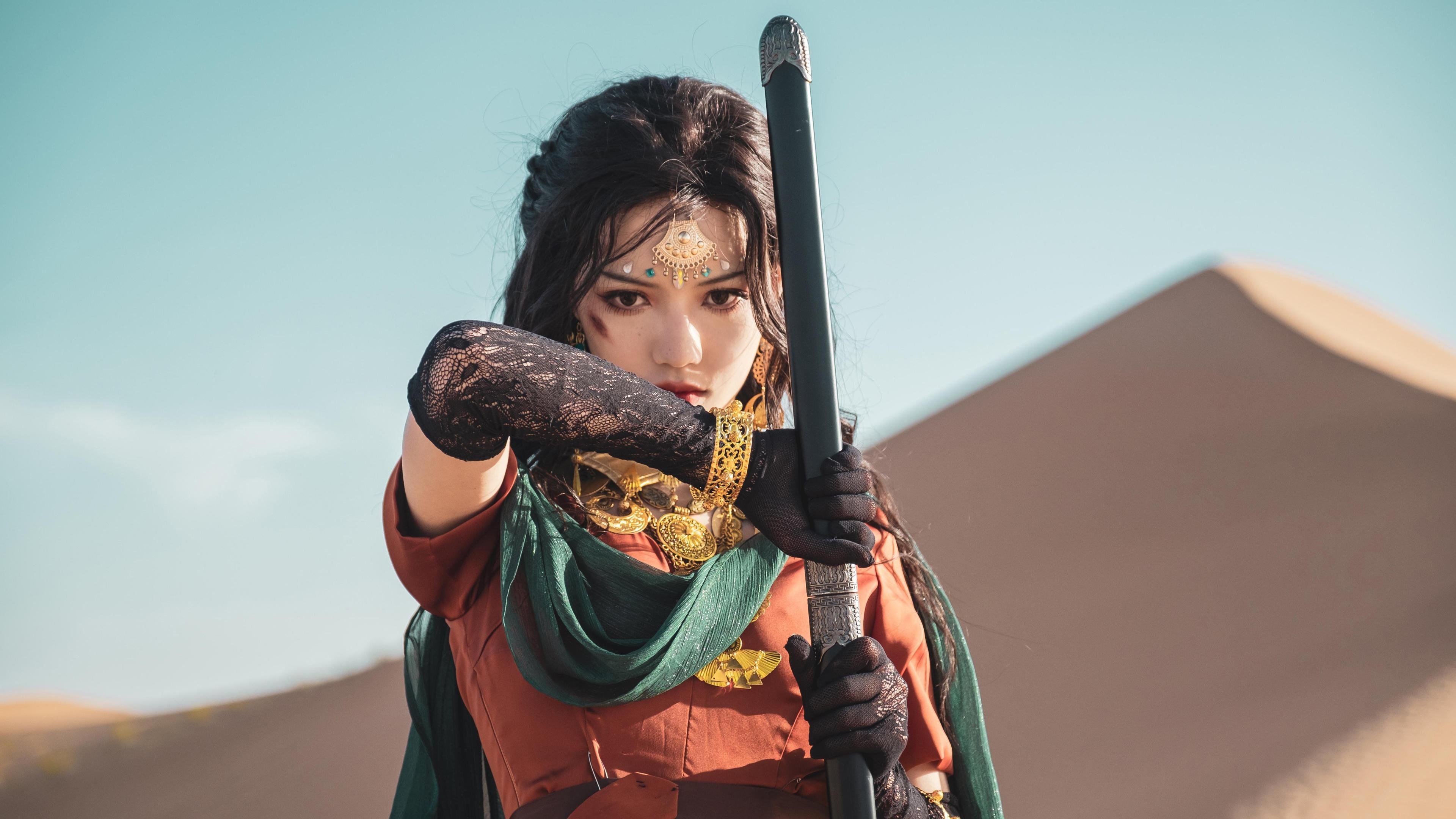 球队蓄势待发，准备应对未知挑战，球队蓄势待发,准备应对未知挑战英文