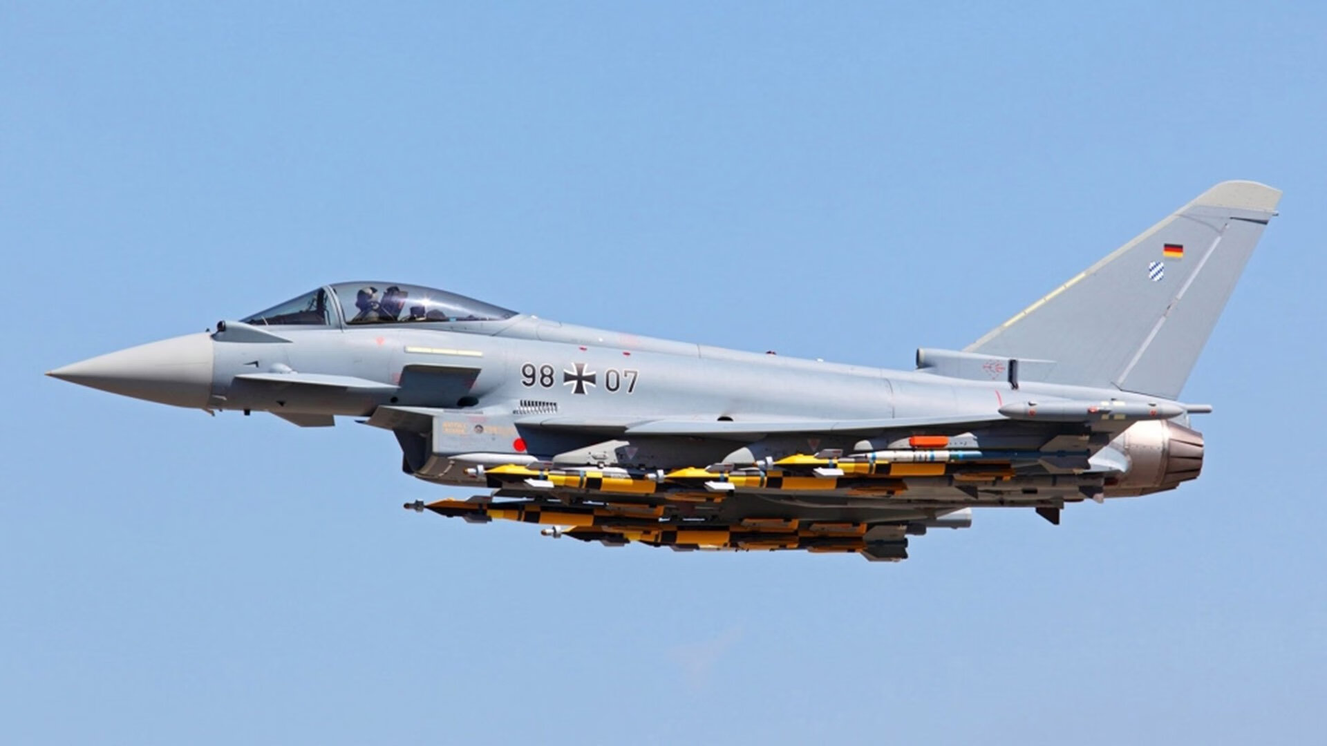 NBA球队在高强度对抗下的轮换策略演变,篮球轮换阵容