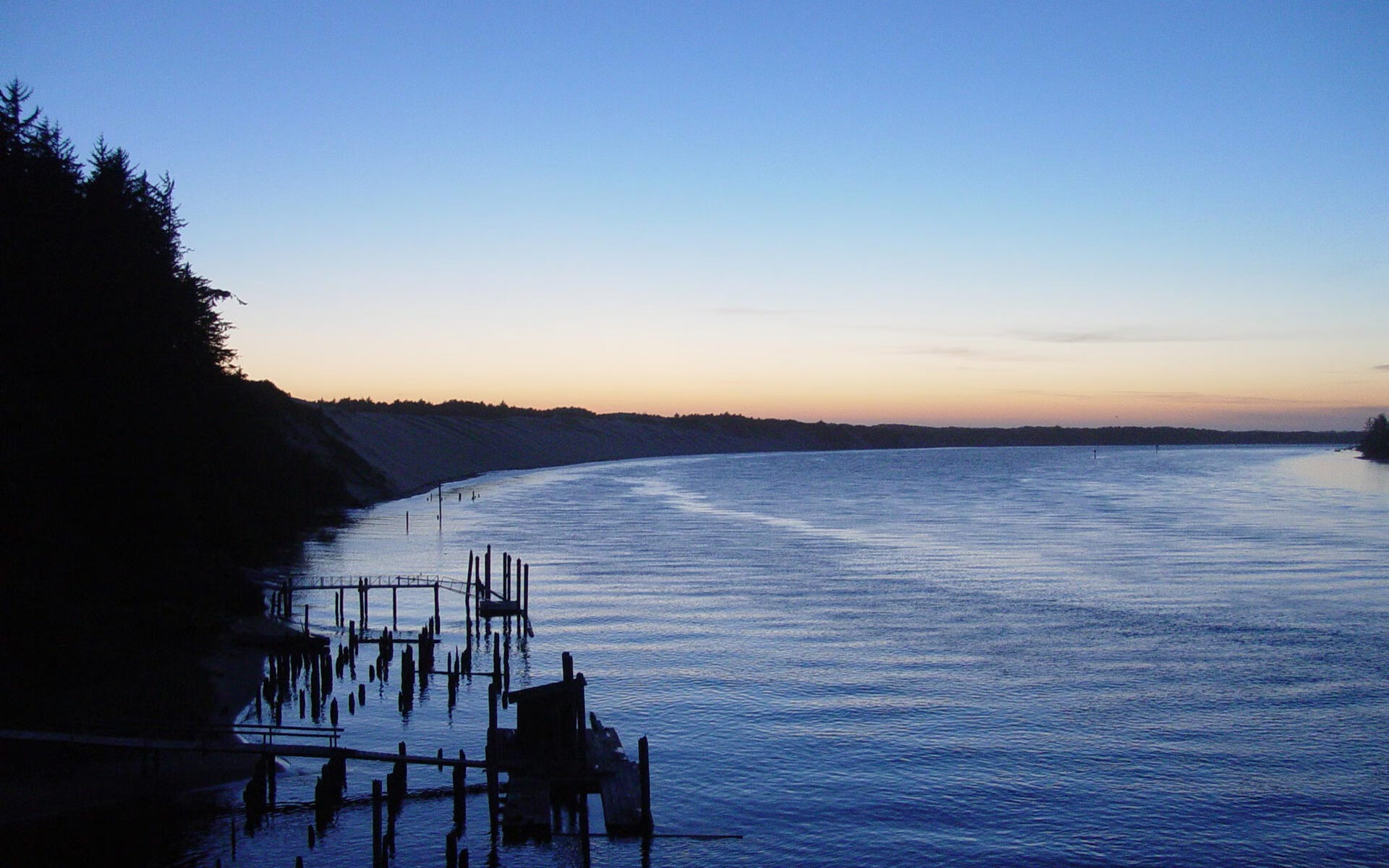 爱游戏在线登录入口-博卡射门欲望不强，起脚犹豫，博卡vs